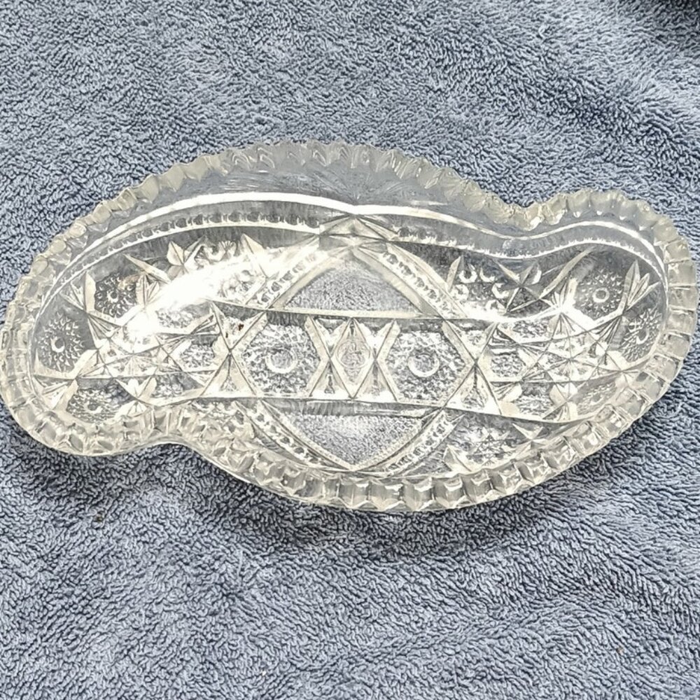 1900's McKee Fentec Kidney Shape Dish - Picture 2 of 6